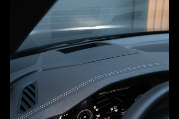 Audi Q7 55 TFSI e Quattro S-line | RS stoelen | Pano | B&O | Trekhaak