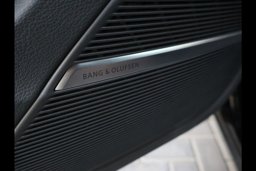 Audi Q7 55 TFSI e Quattro S-line | RS stoelen | Pano | B&O | Trekhaak
