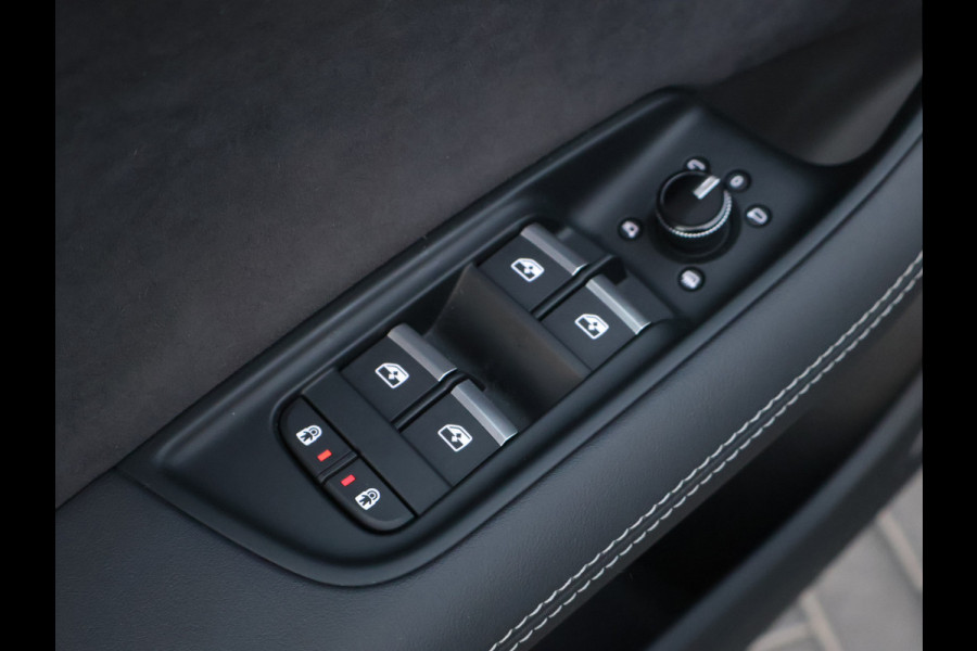 Audi Q7 55 TFSI e Quattro S-line | RS stoelen | Pano | B&O | Trekhaak
