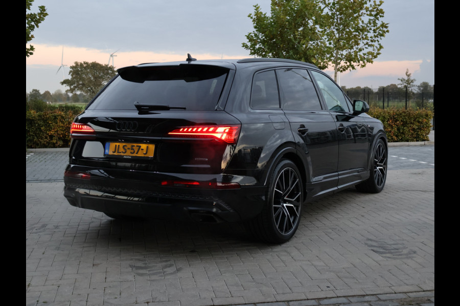 Audi Q7 55 TFSI e Quattro S-line | RS stoelen | Pano | B&O | Trekhaak