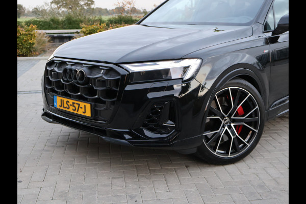 Audi Q7 55 TFSI e Quattro S-line | RS stoelen | Pano | B&O | Trekhaak