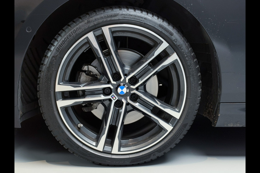 BMW 2 Serie Gran Coupé 218i M-Sport Pano | ACC | Camera | Leder | LED | 19"