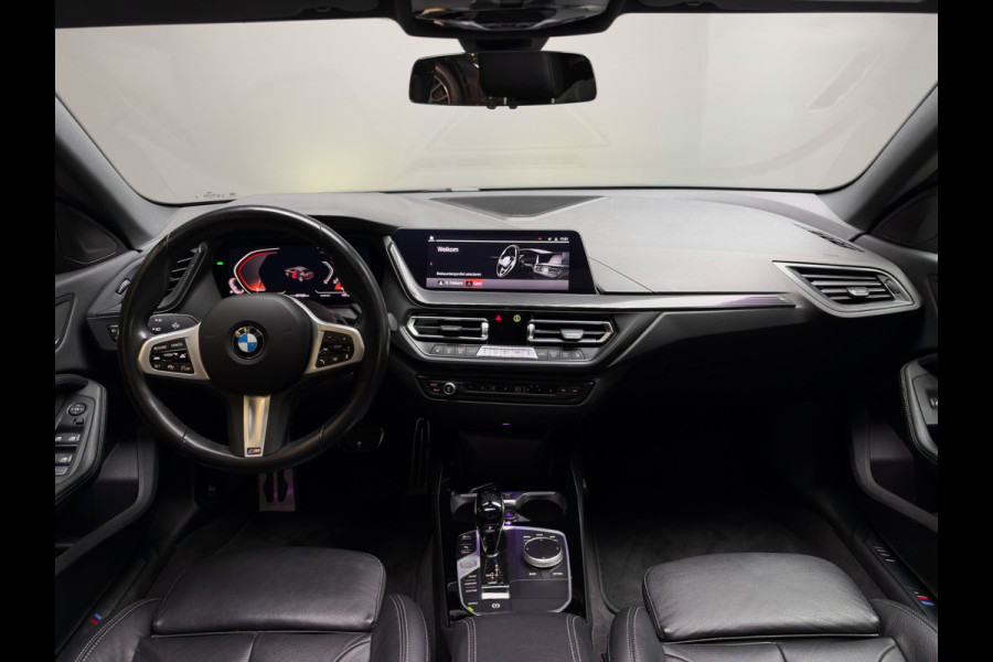 BMW 2 Serie Gran Coupé 218i M-Sport Pano | ACC | Camera | Leder | LED | 19"