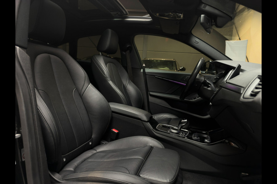 BMW 2 Serie Gran Coupé 218i M-Sport Pano | ACC | Camera | Leder | LED | 19"