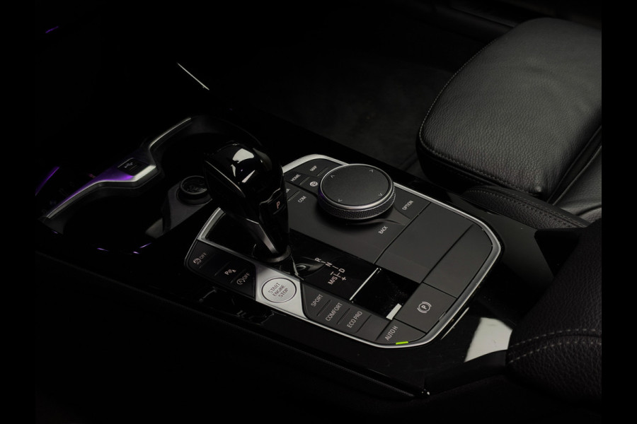 BMW 2 Serie Gran Coupé 218i M-Sport Pano | ACC | Camera | Leder | LED | 19"