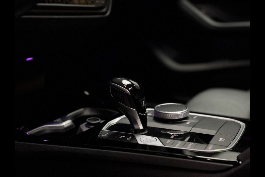 BMW 2 Serie Gran Coupé 218i M-Sport Pano | ACC | Camera | Leder | LED | 19"