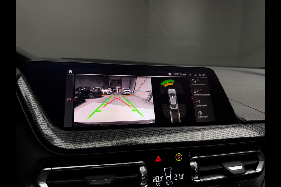 BMW 2 Serie Gran Coupé 218i M-Sport Pano | ACC | Camera | Leder | LED | 19"