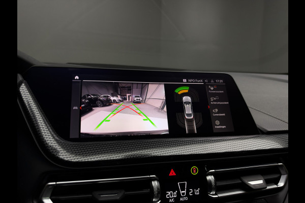 BMW 2 Serie Gran Coupé 218i M-Sport Pano | ACC | Camera | Leder | LED | 19"