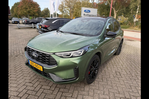 Ford Kuga 2.5 PHEV ST-Line X 243pk | Black Package | Wegklapbare trekhaak (elektrisch bedienbaar) | Panoramadak, elektrisch te openen | Adaptieve Matrix LED koplampen met | Winter Pack