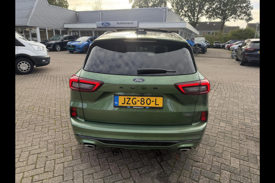 Ford Kuga 2.5 PHEV ST-Line X 243pk | Black Package | Wegklapbare trekhaak (elektrisch bedienbaar) | Panoramadak, elektrisch te openen | Adaptieve Matrix LED koplampen met | Winter Pack