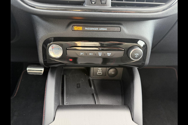 Ford Kuga 2.5 PHEV ST-Line X 243pk | Black Package | Wegklapbare trekhaak (elektrisch bedienbaar) | Panoramadak, elektrisch te openen | Adaptieve Matrix LED koplampen met | Winter Pack
