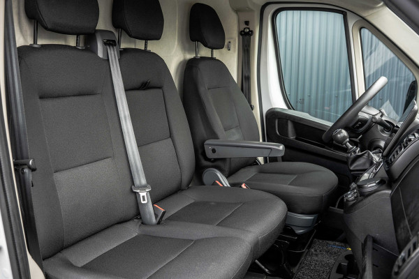 Fiat Ducato 140PK Multijet 2,2 D L2H2 | 3-Zits | Camera | Cruise | Navi | Climatronic | Imperiaal