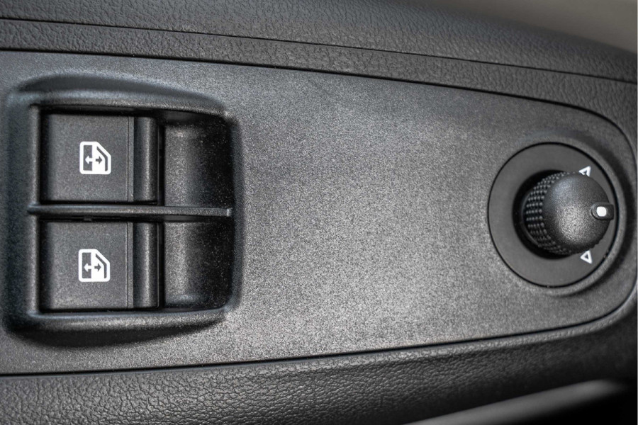 Fiat Ducato 140PK Multijet 2,2 D L2H2 | 3-Zits | Camera | Cruise | Navi | Climatronic | Imperiaal