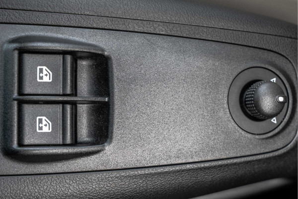 Fiat Ducato 140PK Multijet 2,2 D L2H2 | 3-Zits | Camera | Cruise | Navi | Climatronic | Imperiaal