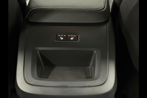 Volvo XC60 2.0 T6 Plug-in hybrid AWD Plus Black Edition Trekhaak | Open dak | Adapt. cruise | Stuur-/Stoelverwarming | Dodehoek | Memory | Camera | Google