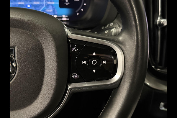 Volvo XC60 2.0 T6 Plug-in hybrid AWD Plus Black Edition Trekhaak | Open dak | Adapt. cruise | Stuur-/Stoelverwarming | Dodehoek | Memory | Camera | Google