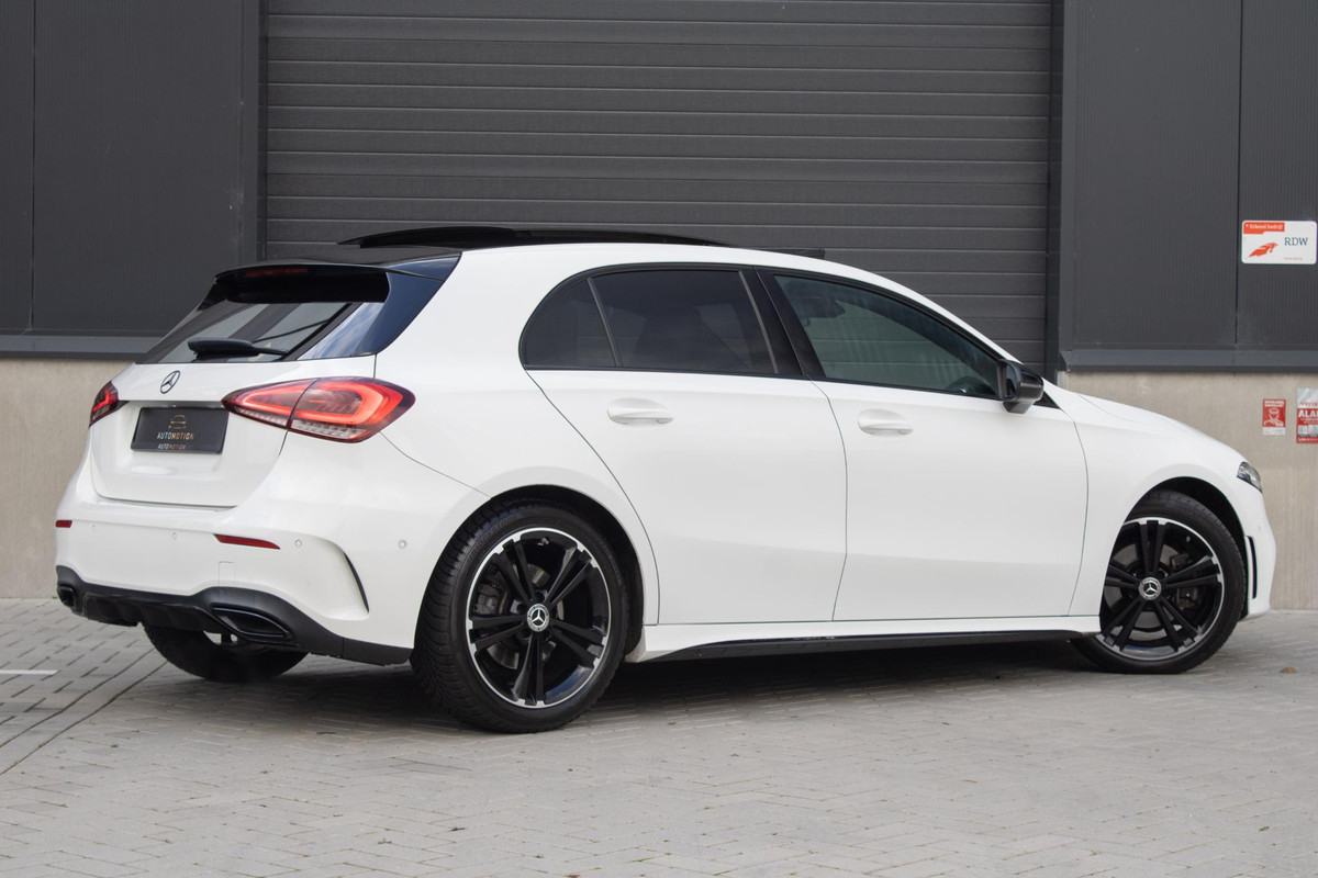Mercedes-Benz A-Klasse 200 AMG Edition PANO SFEER LED ACC CARPLAY