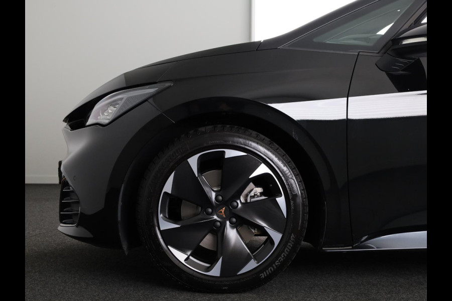 CUPRA Born Business Limited 63 kWh 231PK | Navigatie | 19 Inch | Achteruitrijcamera | Adaptieve Cruise Control | Draadloze Carplay & Android auto |