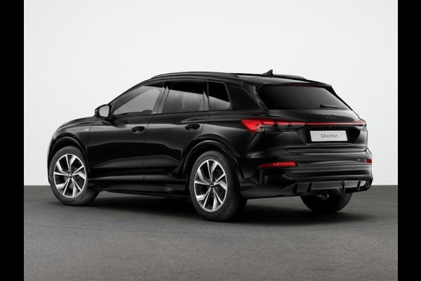 Audi Q4 e-tron S edition performance 82 kWh 286 pk | Techniekpakket plus | Trekhaak | Privacy glas | Optiekpakket zwart |