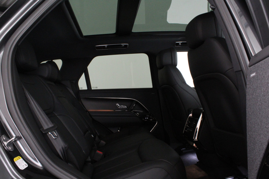 Land Rover Range Rover Sport 3.0 P460e Dynamic SE PHEV > Pano.schuif/Black-Pack/Winterpakket/Ventilatie/Full Black