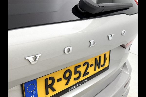 Volvo XC60 2.0 T6 Plug-in LongRange AWD Ultimate Dark / NL Auto / Panoramadak / Trekhaak / Leder-sport / Pdc+Camera / Stoel-Stuurverwarming /