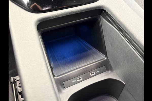 Volkswagen ID.4 Life 77 kWh Soh 90% Warmtepomp Trekhaak Stuur/Stoelverw