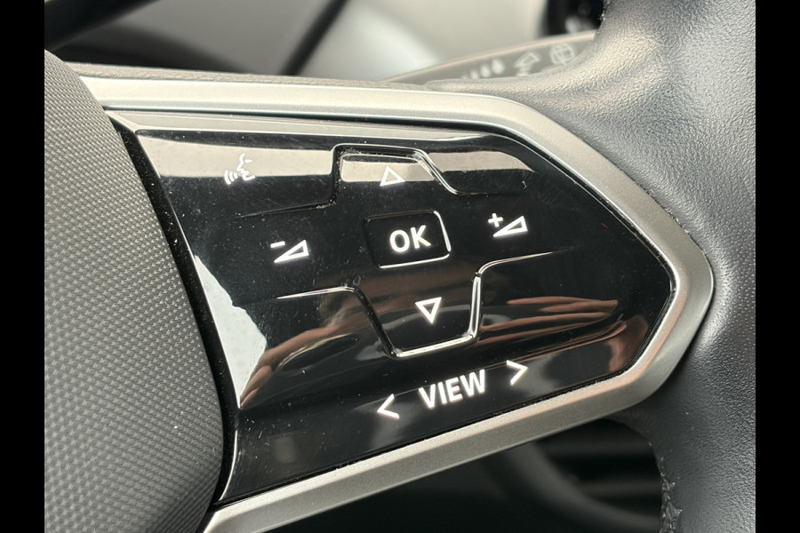 Volkswagen ID.4 Life 77 kWh Soh 90% Warmtepomp Trekhaak Stuur/Stoelverw