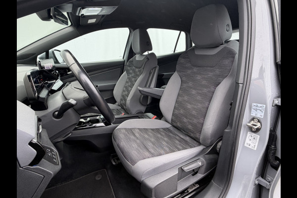 Volkswagen ID.4 Life 77 kWh Soh 90% Warmtepomp Trekhaak Stuur/Stoelverw