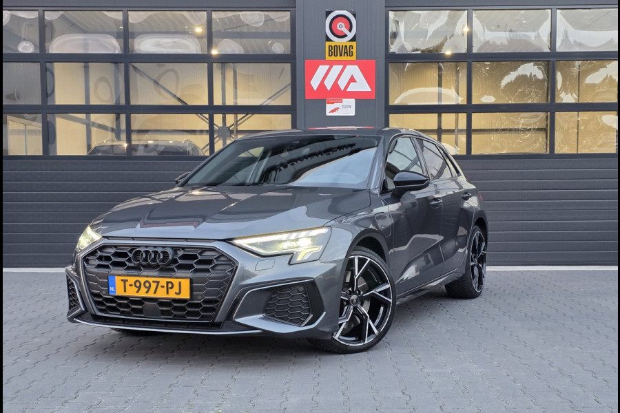 Audi A3 Sportback 45 TFSI e S edition Competition | CAMERA | STOELVERWARMING | CARPLAY