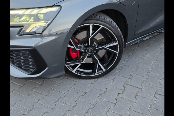 Audi A3 Sportback 45 TFSI e S edition Competition | CAMERA | STOELVERWARMING | CARPLAY