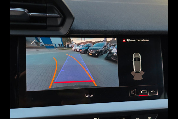 Audi A3 Sportback 45 TFSI e S edition Competition | CAMERA | STOELVERWARMING | CARPLAY