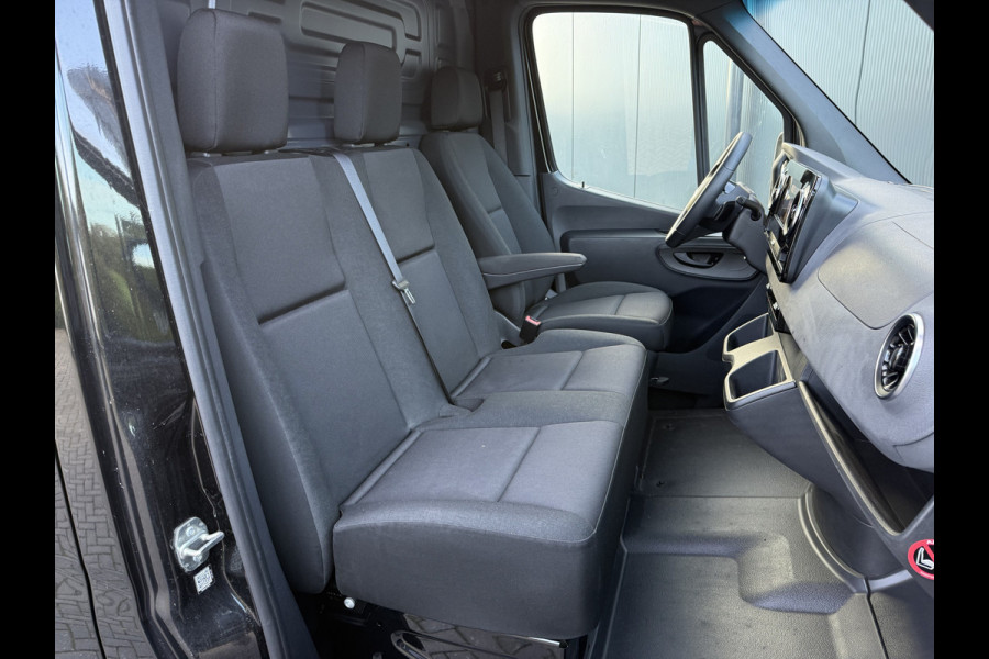 Mercedes-Benz Sprinter 317 CDI 170 PK 9G-TRONIC / L3H2 / CAMERA / 3.500 KG AHG / LED KOPLAMPEN / LANE ASSIST / BLINDSPOT / CRUISE / AIRCO / NAVI / 3-ZI