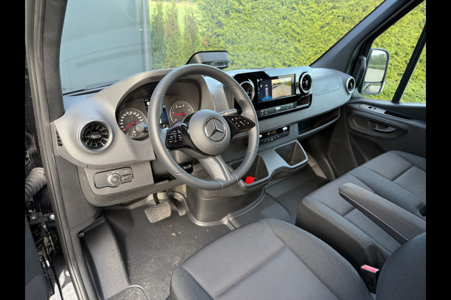 Mercedes-Benz Sprinter 317 CDI 170 PK 9G-TRONIC / L3H2 / CAMERA / 3.500 KG AHG / LED KOPLAMPEN / LANE ASSIST / BLINDSPOT / CRUISE / AIRCO / NAVI / 3-ZI