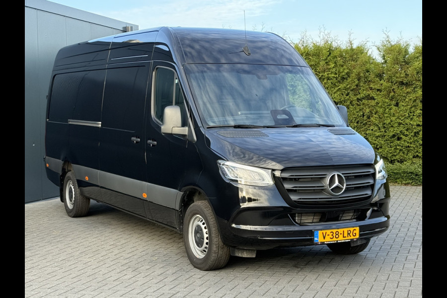 Mercedes-Benz Sprinter 317 CDI 170 PK 9G-TRONIC / L3H2 / CAMERA / 3.500 KG AHG / LED KOPLAMPEN / LANE ASSIST / BLINDSPOT / CRUISE / AIRCO / NAVI / 3-ZI