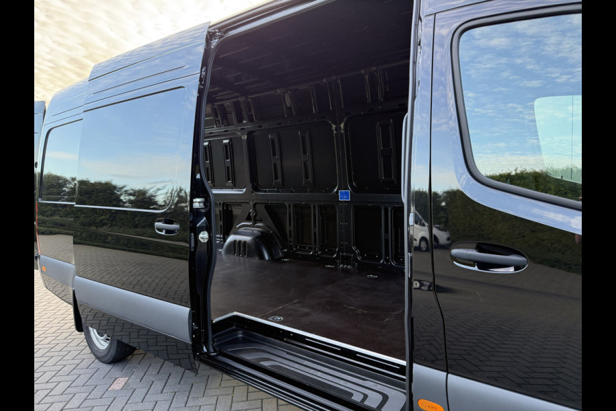 Mercedes-Benz Sprinter 317 CDI 170 PK 9G-TRONIC / L3H2 / CAMERA / 3.500 KG AHG / LED KOPLAMPEN / LANE ASSIST / BLINDSPOT / CRUISE / AIRCO / NAVI / 3-ZI