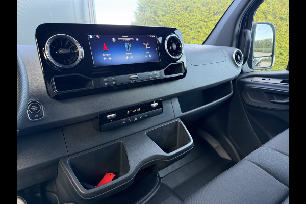 Mercedes-Benz Sprinter 317 CDI 170 PK 9G-TRONIC / L3H2 / CAMERA / 3.500 KG AHG / LED KOPLAMPEN / LANE ASSIST / BLINDSPOT / CRUISE / AIRCO / NAVI / 3-ZI