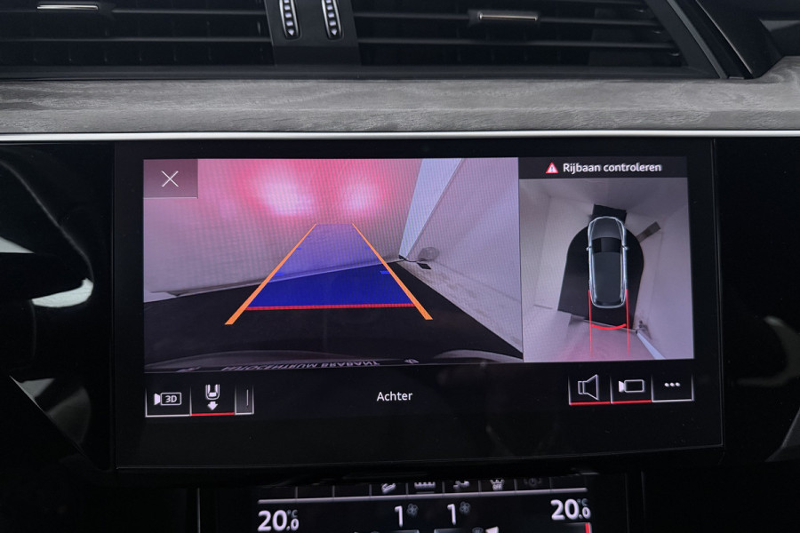Audi e-tron 50 quattro S edition 71 kWh (PANORAMADAK, TREKHAAK, STOELVERWARMING, CAMERA, ELEKTR STOELEN)