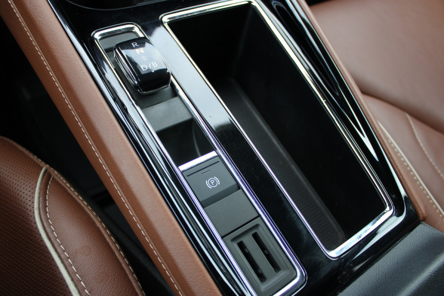 Škoda ENYAQ iV 80 First Edition | Trekhaak | Adaptieve cruise | Memory | Elek. achterklep