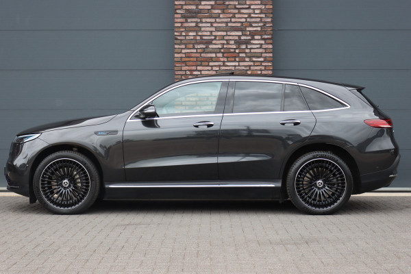Mercedes-Benz EQC 400 4MATIC AMG Line 80 kWh | Schuifdak | Distronic+ | HUD | Trekhaak | Memory | Advanced Sound System | Keyless Go | Surround Camera |