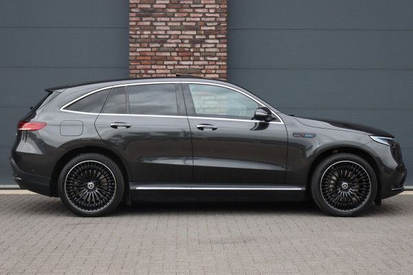 Mercedes-Benz EQC 400 4MATIC AMG Line 80 kWh | Schuifdak | Distronic+ | HUD | Trekhaak | Memory | Advanced Sound System | Keyless Go | Surround Camera |