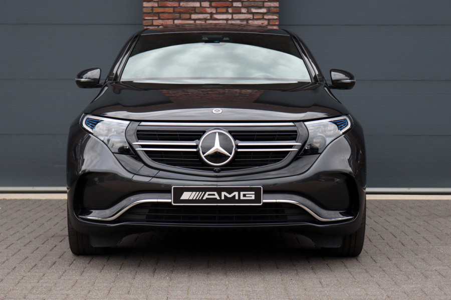 Mercedes-Benz EQC 400 4MATIC AMG Line 80 kWh | Schuifdak | Distronic+ | HUD | Trekhaak | Memory | Advanced Sound System | Keyless Go | Surround Camera |
