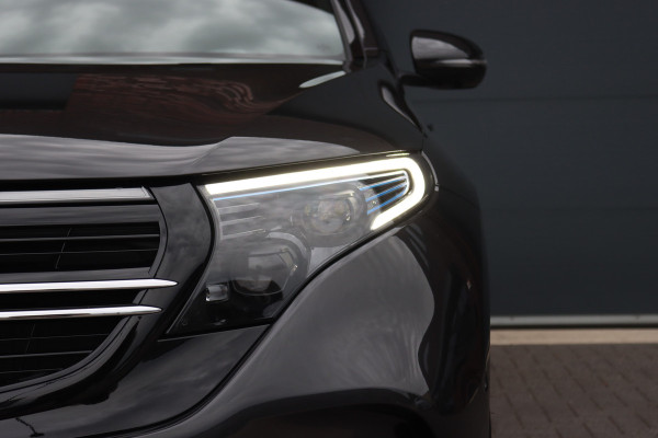 Mercedes-Benz EQC 400 4MATIC AMG Line 80 kWh | Schuifdak | Distronic+ | HUD | Trekhaak | Memory | Advanced Sound System | Keyless Go | Surround Camera |