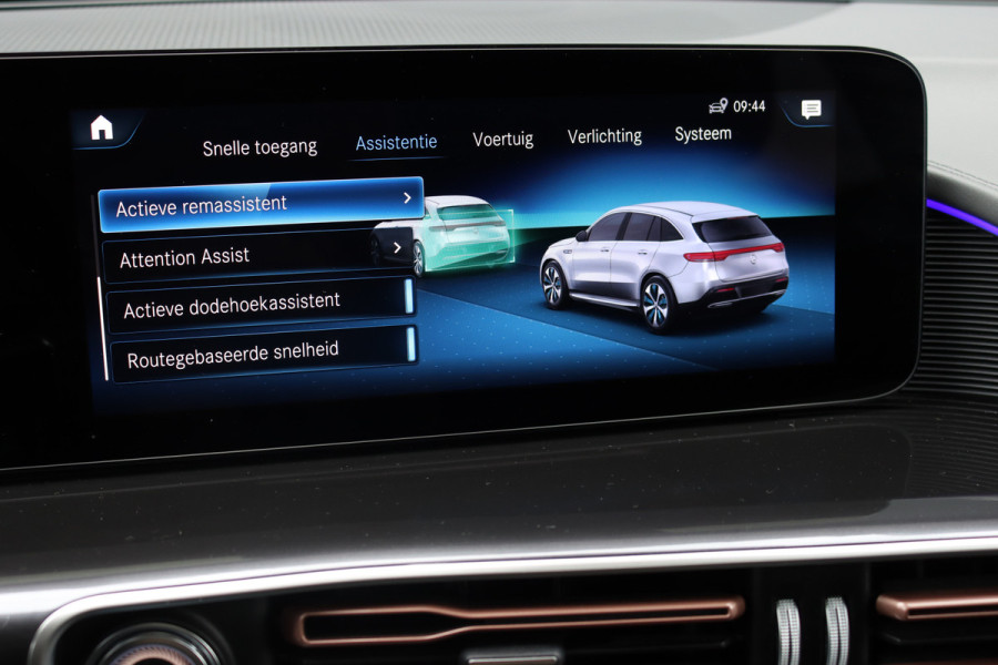 Mercedes-Benz EQC 400 4MATIC AMG Line 80 kWh | Schuifdak | Distronic+ | HUD | Trekhaak | Memory | Advanced Sound System | Keyless Go | Surround Camera |