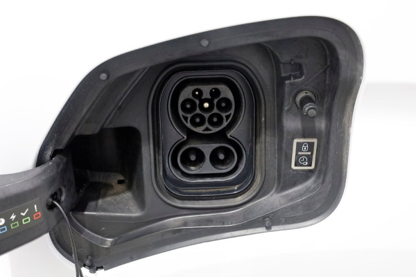 Opel Vivaro-e 75 kWh 136pk L3 Snellader Airco/Navi SOH 93% 06-2023