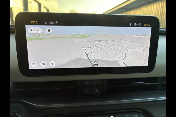 Fiat 600E La Prima 54 kWh Achteruitrijcamera - Apple carplay - Airco - Draadloze telefoonlader - Parkeersensoren - Navigatie - Licht metalen velgen 18 inch - Stoelverwarming - Voorstoelen met massagefunctie - Led verlichting - Mistlampen - Stuur multifunctioneel - Bluetooth - Cruise control - Dodehoekdetectie - Elektrische ramen - Extra getint glas achter - Keyless start/entry
