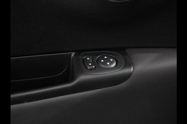 Fiat 500C 1.0 Hybrid Star Airco Cruise control Navigatie Parkeersensor achter Radio Apple Carplay/ Android Auto
