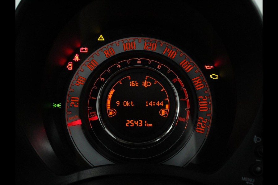 Fiat 500C 1.0 Hybrid Star Airco Cruise control Navigatie Parkeersensor achter Radio Apple Carplay/ Android Auto