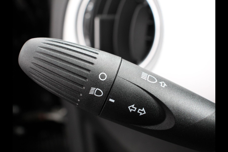 Fiat 500C 1.0 Hybrid Star Airco Cruise control Navigatie Parkeersensor achter Radio Apple Carplay/ Android Auto