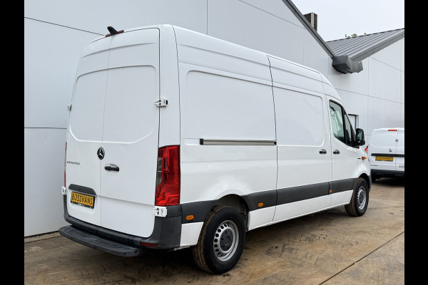 Mercedes-Benz eSprinter 312 55kWh Pakketbus L2H2 Elektrisch 168km WLTP 93% (SOH) 80kw Snelladen Climate Control Bluetooth