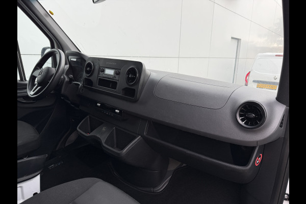Mercedes-Benz eSprinter 312 55kWh Pakketbus L2H2 Elektrisch 168km WLTP 93% (SOH) 80kw Snelladen Climate Control Bluetooth